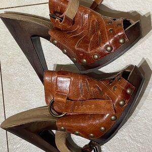 Jessica Simpson Brown Leather Wedge Sandals